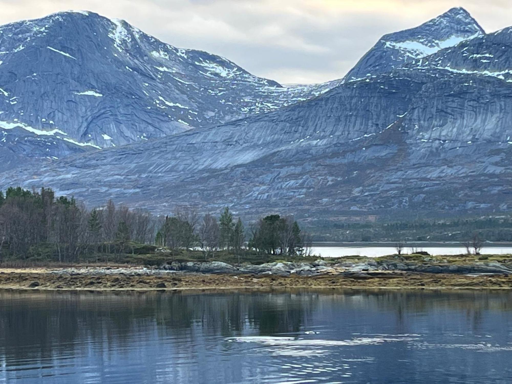 Efjord And Stetind Resort - Cabin Kobbernestinden Ballangen エクステリア 写真